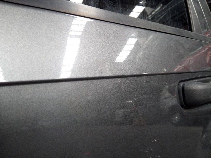 Recambio de puerta trasera izquierda para jeep gr. cherokee (wh) 3.0 crd limited referencia OEM IAM   