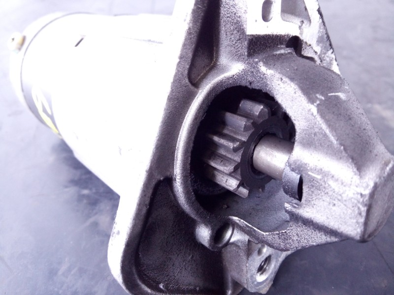 Recambio de motor arranque para dacia duster laureate 4x2 referencia OEM IAM M0T87881 570534123130 P3-A10-13-2