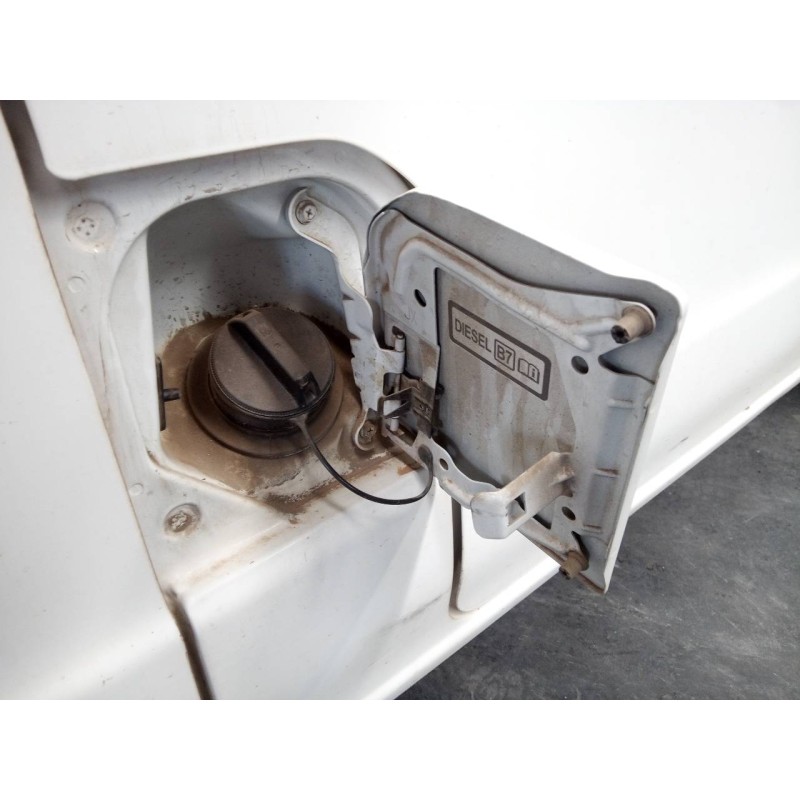 Recambio de tapa exterior combustible para nissan nv 200 (m20) kasten comfort referencia OEM IAM   