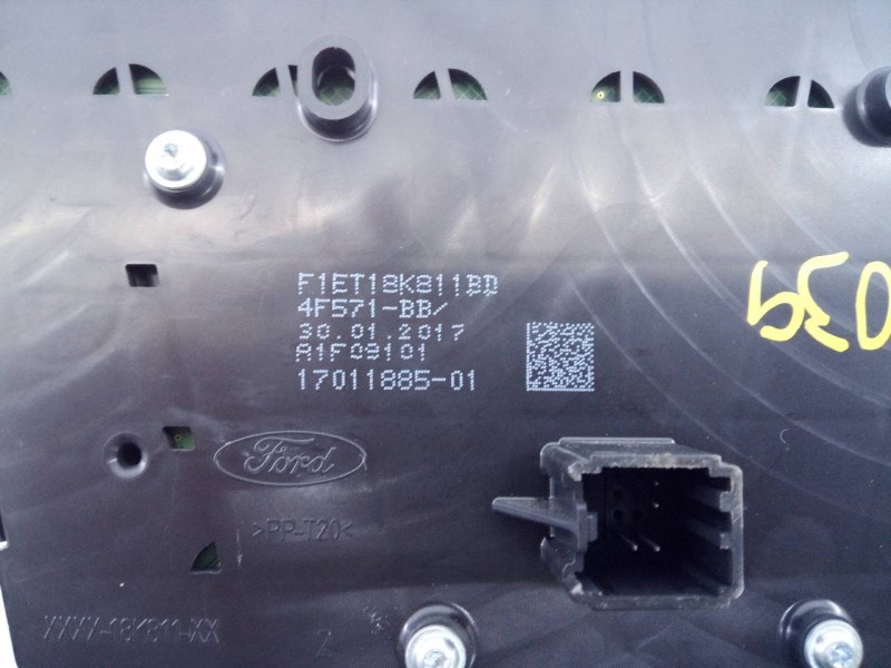 Recambio de sistema audio / radio cd para ford focus lim. st-line referencia OEM IAM F1ET18K811BD F1BT18C815GL E3-B2-28-2