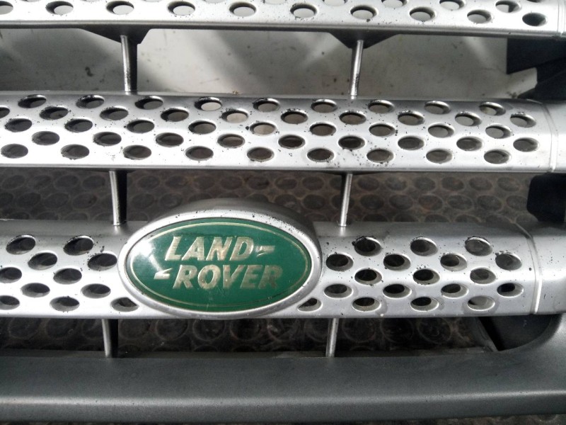 Recambio de rejilla delantera para land rover range rover sport v8 td se referencia OEM IAM   P2-A2-38
