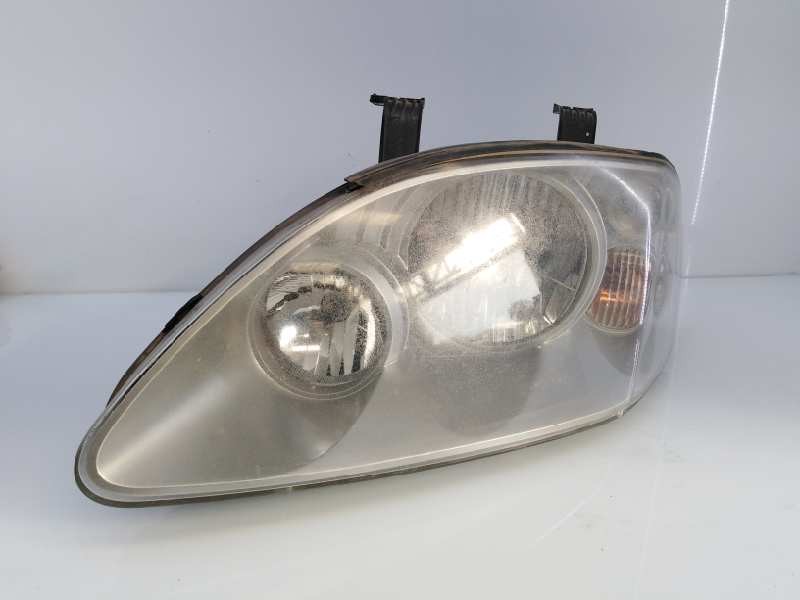 Recambio de faro izquierdo para ssangyong rodius xdi deluxe 4wd referencia OEM IAM   E1-B3-47-1