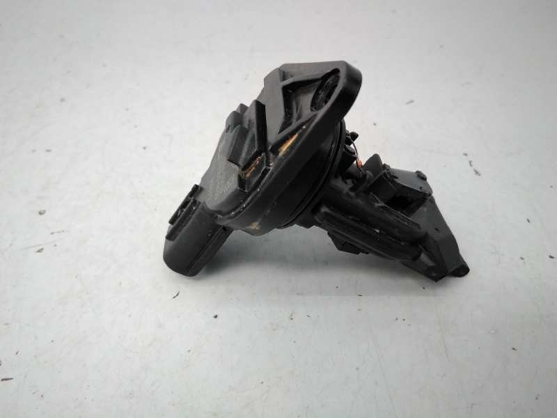 Recambio de caudalimetro para toyota hilux (kun) referencia OEM IAM 2220430030 1975000030 E3-B2-14-3