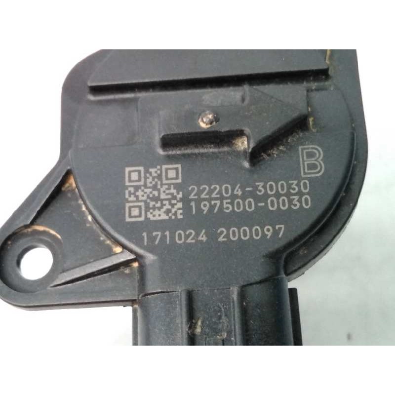 Recambio de caudalimetro para toyota hilux (kun) referencia OEM IAM 2220430030 1975000030 E3-B2-14-3