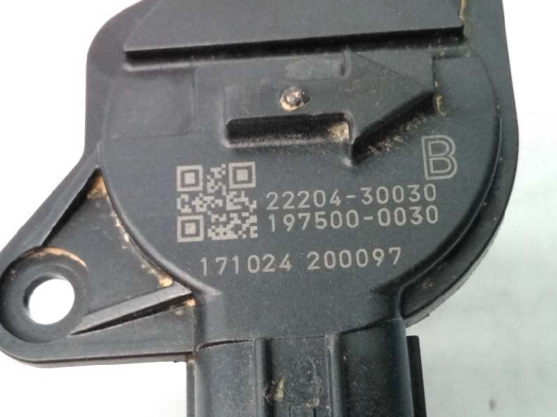 Recambio de caudalimetro para toyota hilux (kun) referencia OEM IAM 2220430030 1975000030 E3-B2-14-3