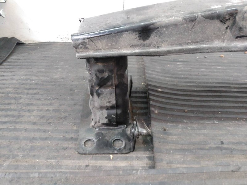 Recambio de refuerzo paragolpes delantero para skoda rapid active referencia OEM IAM 5JA807109  P1-A1-43