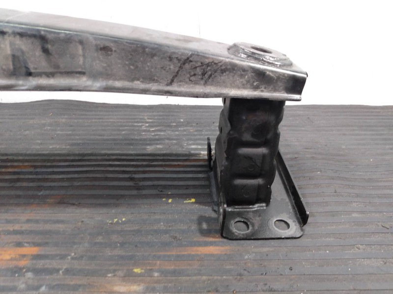 Recambio de refuerzo paragolpes delantero para skoda rapid active referencia OEM IAM 5JA807109  P1-A1-43