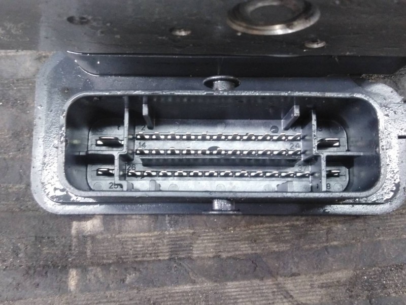 Recambio de abs para iveco daily furgón fg 33 s ... v batalla 3000 referencia OEM IAM 5801815699 15010630003 P3-A8-4-5