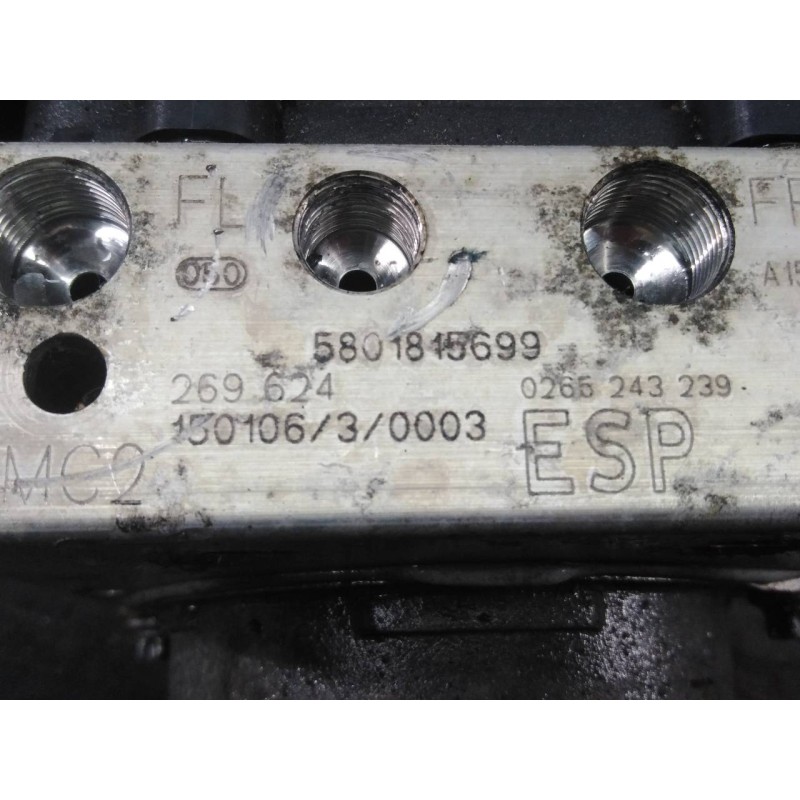 Recambio de abs para iveco daily furgón fg 33 s ... v batalla 3000 referencia OEM IAM 5801815699 15010630003 P3-A8-4-5