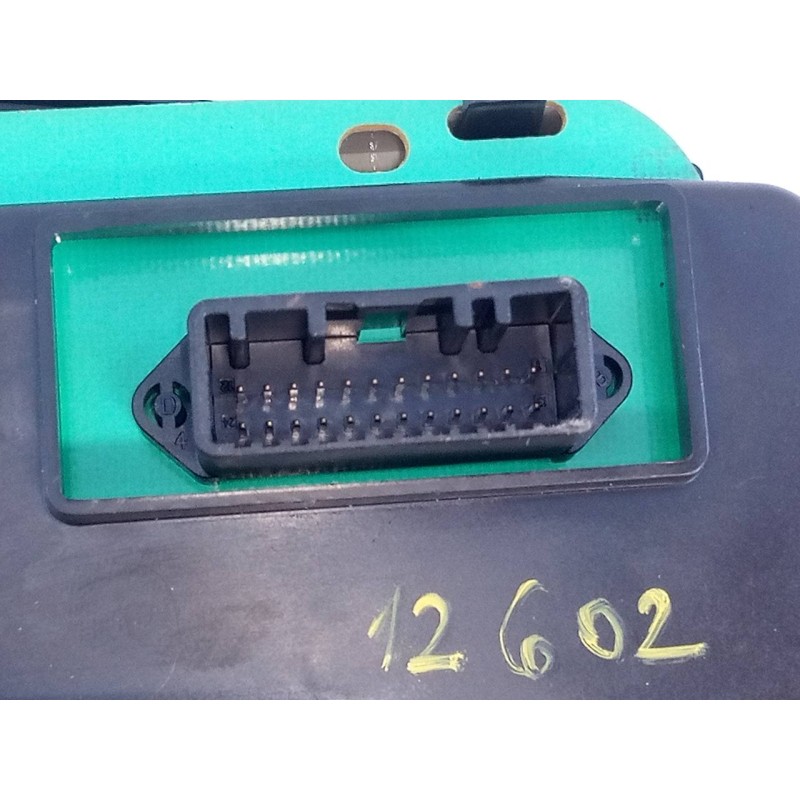 Recambio de cuadro instrumentos para dacia duster laureate 4x2 referencia OEM IAM P248100027R  E2-A1-43-1