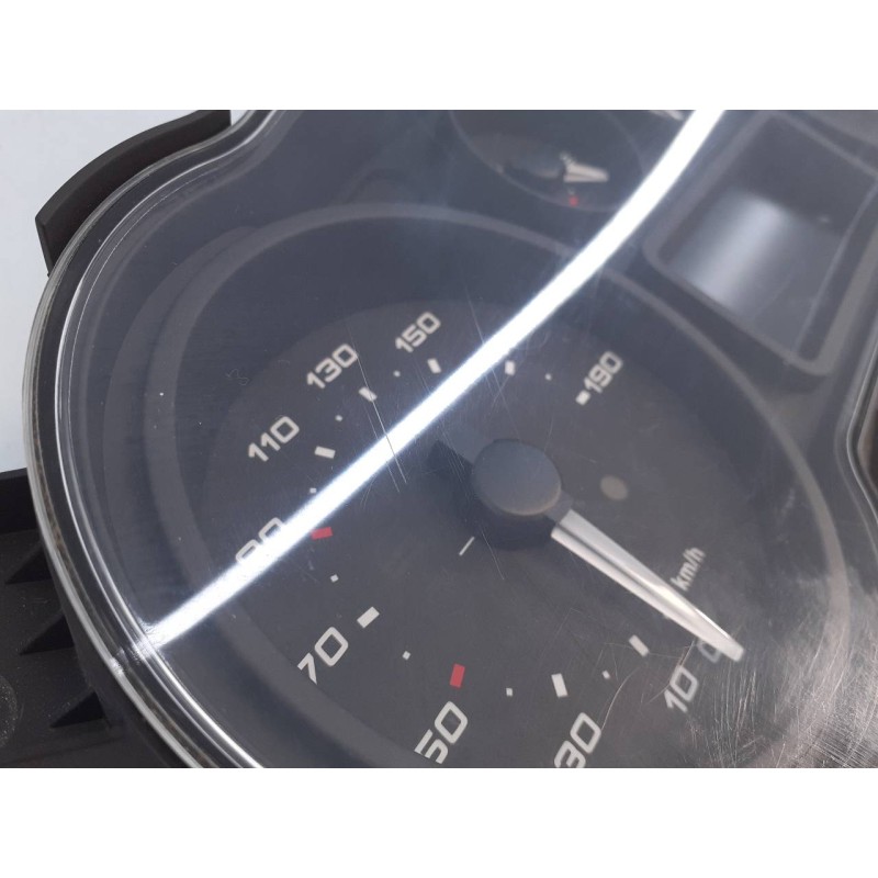 Recambio de cuadro instrumentos para iveco daily furgón fg 33 s ... v batalla 3000 referencia OEM IAM A2C84155001 5801815717 E3-