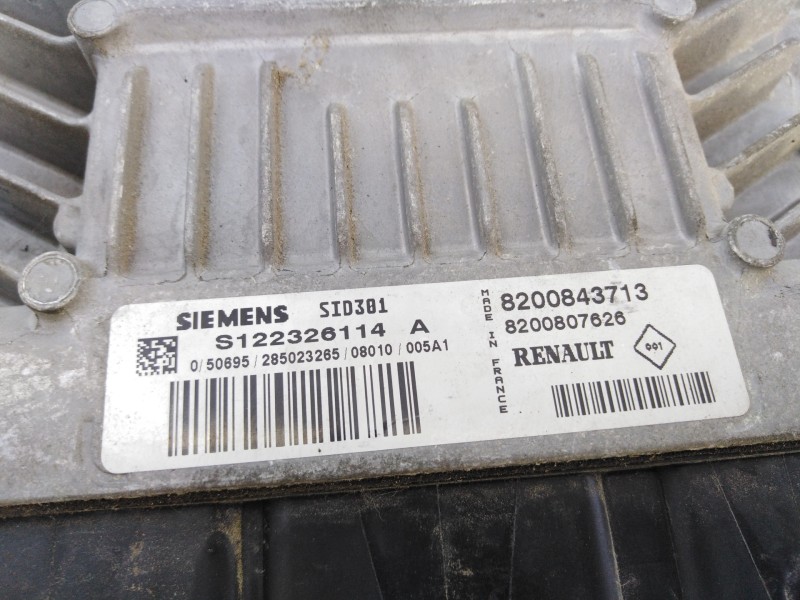Recambio de centralita motor uce para renault megane iii berlina 5p authentique referencia OEM IAM 8200843713 8200807626 E2-A1-3