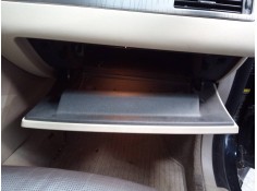 Recambio de guantera para volvo xc70 kinetic awd referencia OEM IAM    2