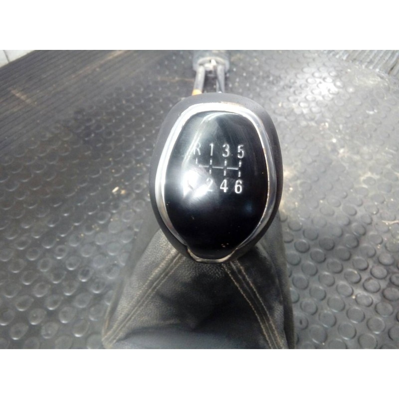 Recambio de palanca cambio para peugeot 308 referencia OEM IAM 9825223280  P2-A3-14