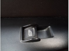 MANDO ELEVALUNAS DELANTERO DERECHO 