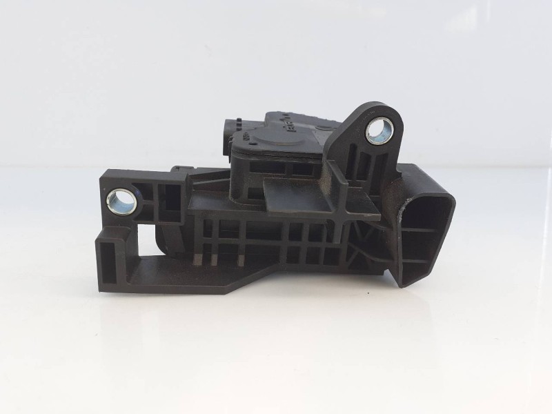 Recambio de pedal acelerador para iveco daily furgón fg 33 s ... v batalla 3000 referencia OEM IAM 5801333490  E3-B6-43-5