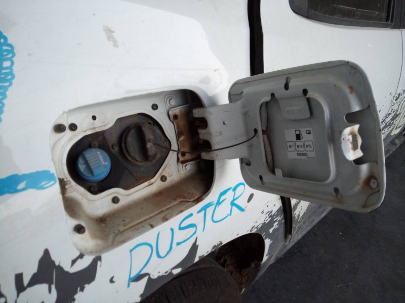 Recambio de tapa exterior combustible para dacia duster ii comfort referencia OEM IAM   