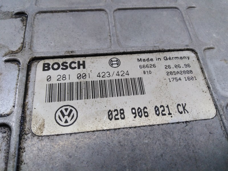 Recambio de centralita motor uce para volkswagen passat berlina (3b2) comfortline referencia OEM IAM 028906021CK 0281001423 E2-A