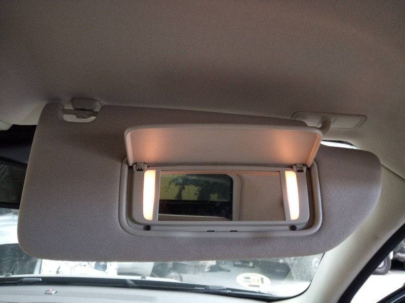 Recambio de parasol derecho para volvo xc70 kinetic awd referencia OEM IAM   