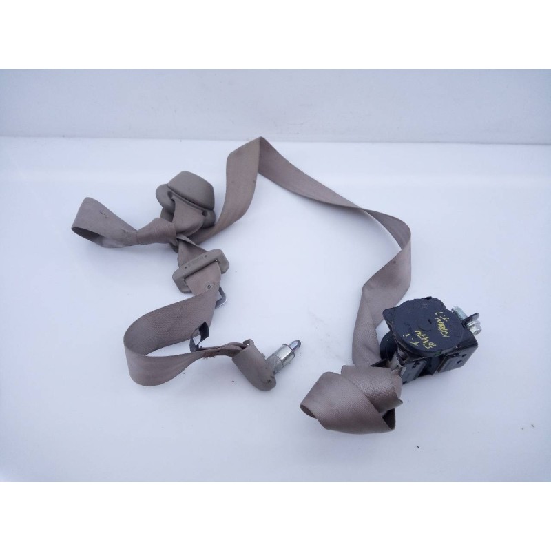 Recambio de cinturon seguridad trasero izquierdo para ssangyong kyron 200 xdi limited referencia OEM IAM D13007110526  E1-B3-47-