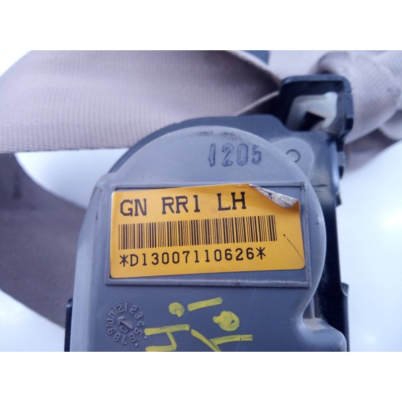 Recambio de cinturon seguridad trasero izquierdo para ssangyong kyron 200 xdi limited referencia OEM IAM D13007110526  E1-B3-47-