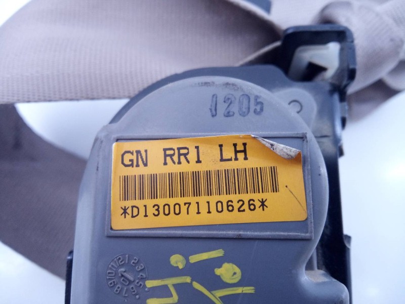 Recambio de cinturon seguridad trasero izquierdo para ssangyong kyron 200 xdi limited referencia OEM IAM D13007110526  E1-B3-47-