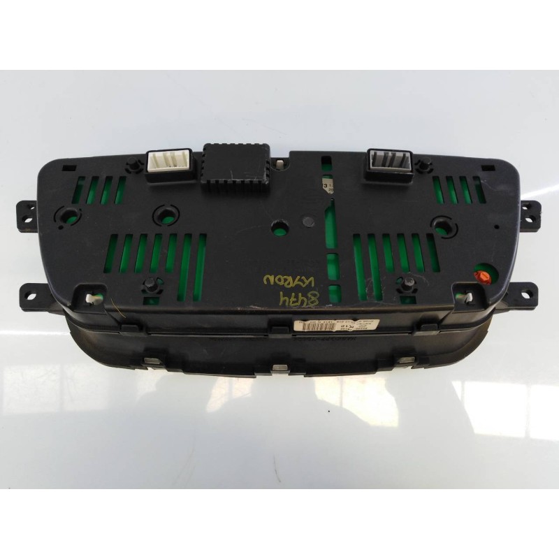 Recambio de cuadro instrumentos para ssangyong kyron 200 xdi limited referencia OEM IAM 8022009100  E3-A3-17-3