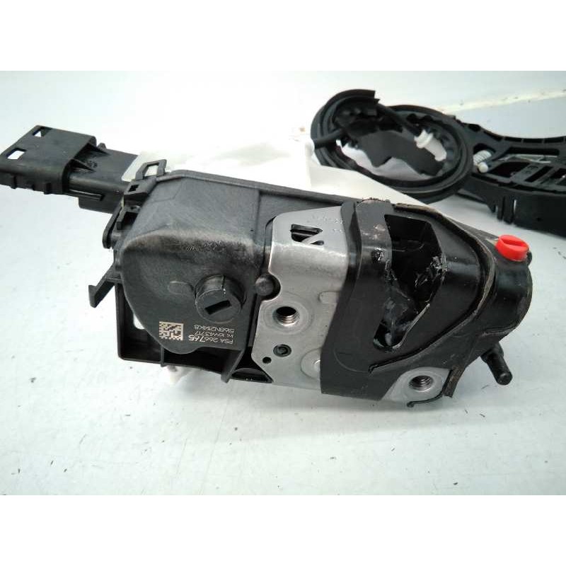 Recambio de cerradura puerta trasera derecha para citroën c3 aircross shine referencia OEM IAM PSA266765 A0877Q3 E1-A4-32-1