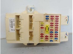 CAJA RELES / FUSIBLES 8215035032 E3-A3-9-1