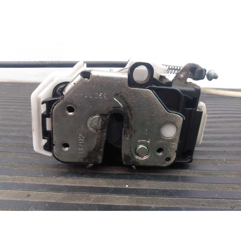 Recambio de cerradura puerta delantera derecha para peugeot bipper básico referencia OEM IAM Y11K252ACLTD  E1-A4-44-1