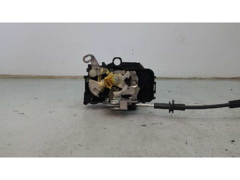 Recambio de cerradura puerta trasera derecha para peugeot bipper básico referencia OEM IAM 99680W  E1-A1-24-1