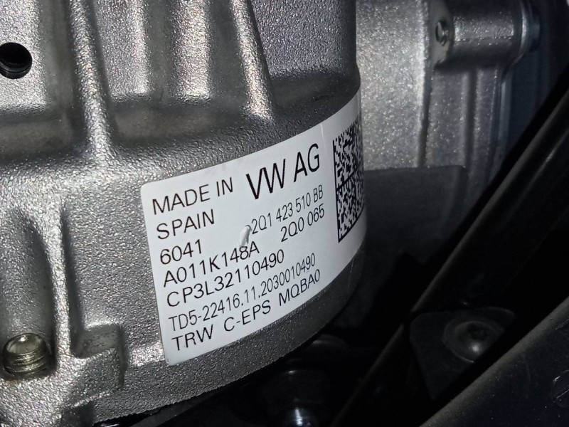 Recambio de columna direccion para seat ibiza (kj1) style referencia OEM IAM 2Q1423510BB  