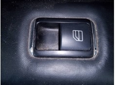 MANDO ELEVALUNAS DELANTERO DERECHO 