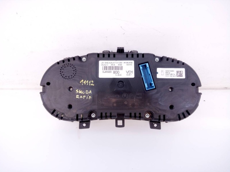 Recambio de cuadro instrumentos para skoda rapid active referencia OEM IAM 5JA920800 A2C31745800 E2-A1-28-1