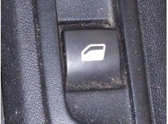 MANDO ELEVALUNAS TRASERO DERECHO 