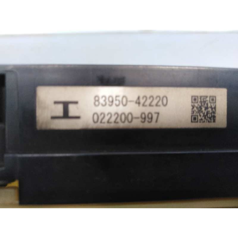 Recambio de warning para toyota rav 4 advance referencia OEM IAM 8395042220 022200997 E3-B2-19-1