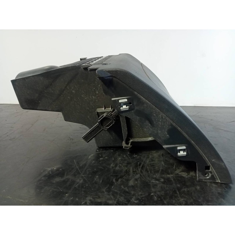 Recambio de guantera para skoda rapid active referencia OEM IAM 5JB857097  P2-A2-18