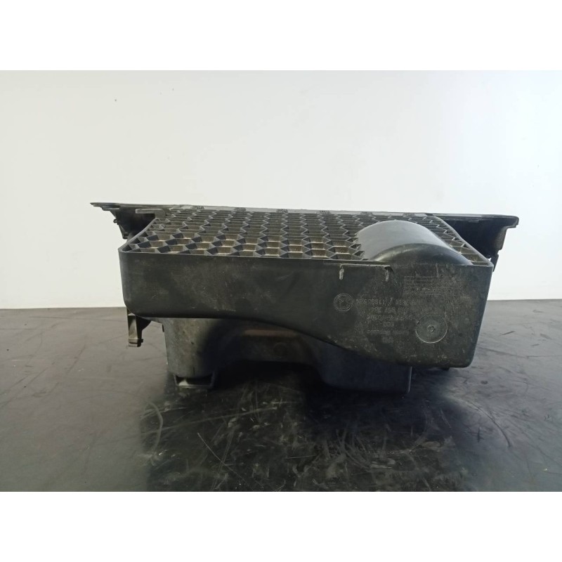 Recambio de guantera para skoda rapid active referencia OEM IAM 5JB857097  P2-A2-18