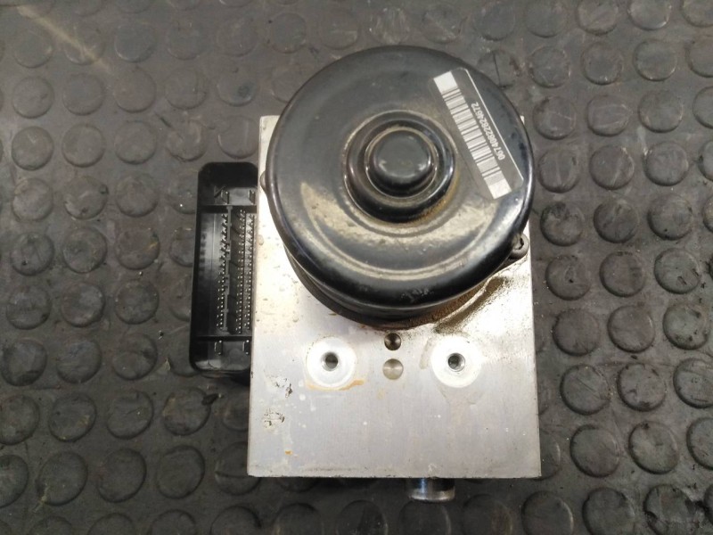 Recambio de abs para ssangyong kyron 200 xdi limited referencia OEM IAM 4894009600 06210208674 P3-A8-22-4