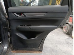 GUARNECIDO PUERTA TRASERA DERECHA 