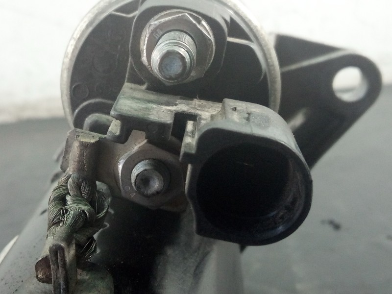 Recambio de motor arranque para skoda rapid active referencia OEM IAM 02T911024J  P3-B7-9-3