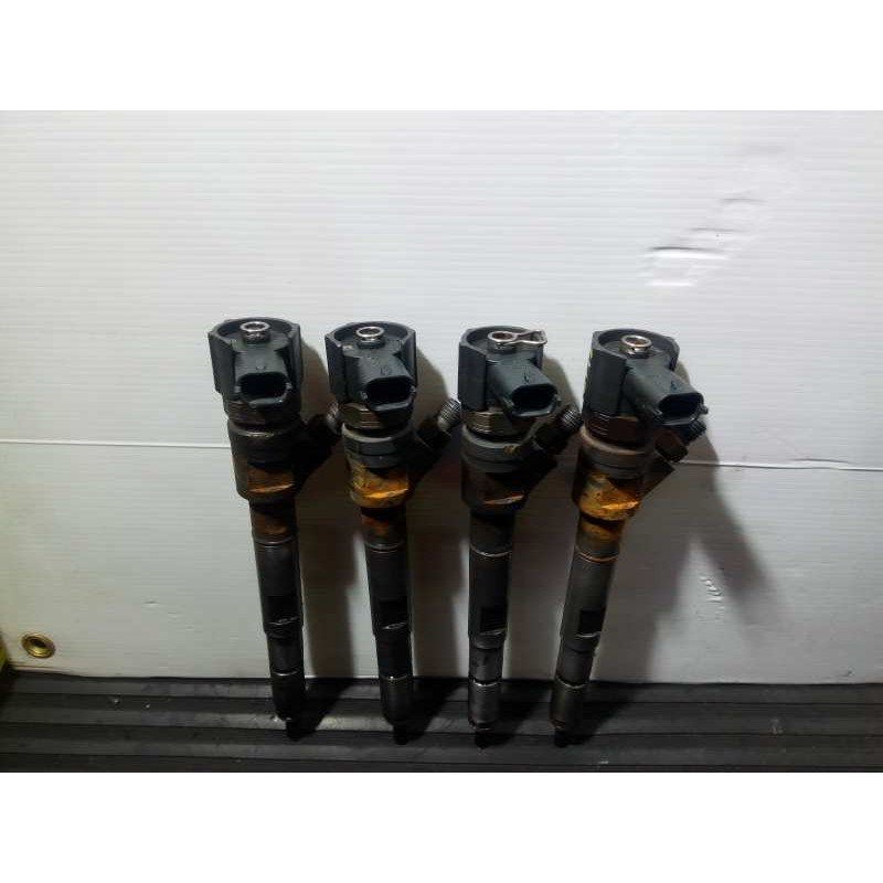 Recambio de inyector para kia sorento 2.5 crdi emotion referencia OEM IAM 338004A500  P1-B4-8