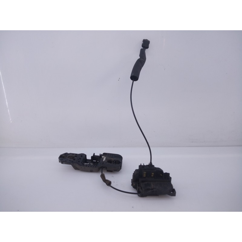 Recambio de cerradura puerta delantera derecha para renault scenic iii dynamique referencia OEM IAM 805020006RA  E1-A1-36-2