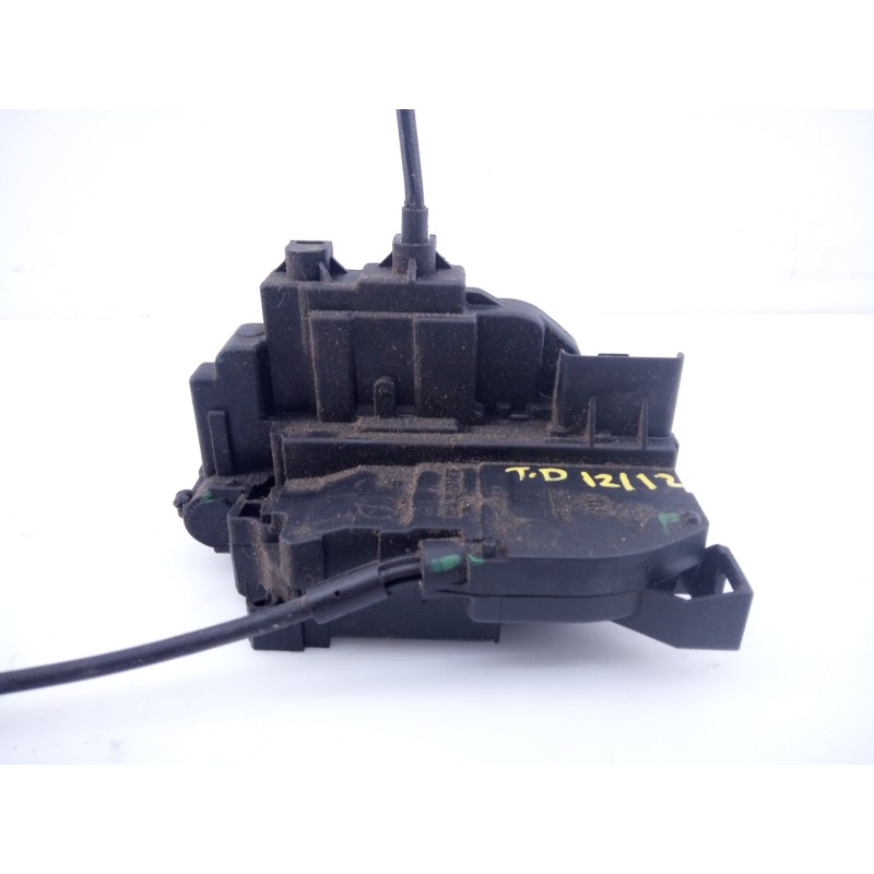 Recambio de cerradura puerta trasera derecha para renault scenic iii dynamique referencia OEM IAM   E1-A1-48-1