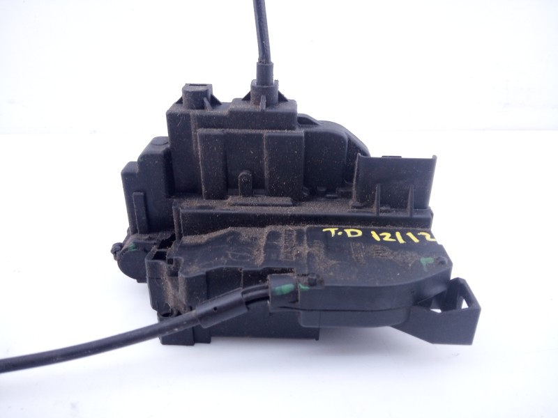 Recambio de cerradura puerta trasera derecha para renault scenic iii dynamique referencia OEM IAM   E1-A1-48-1