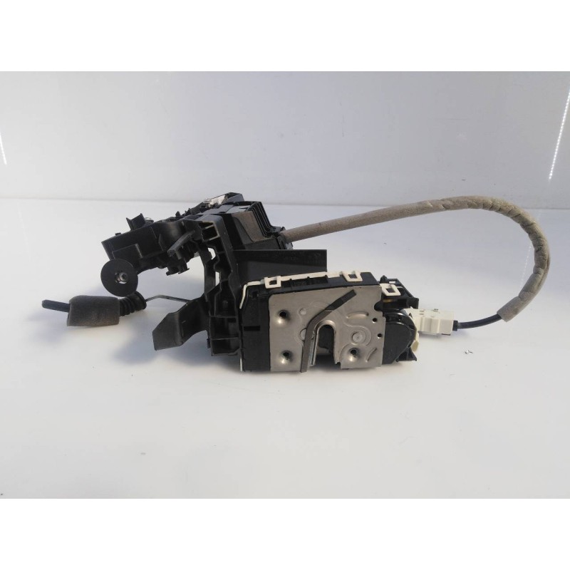Recambio de cerradura puerta delantera derecha para infiniti q30 2.2d sport referencia OEM IAM 2016012720374  E2-A4-61-1