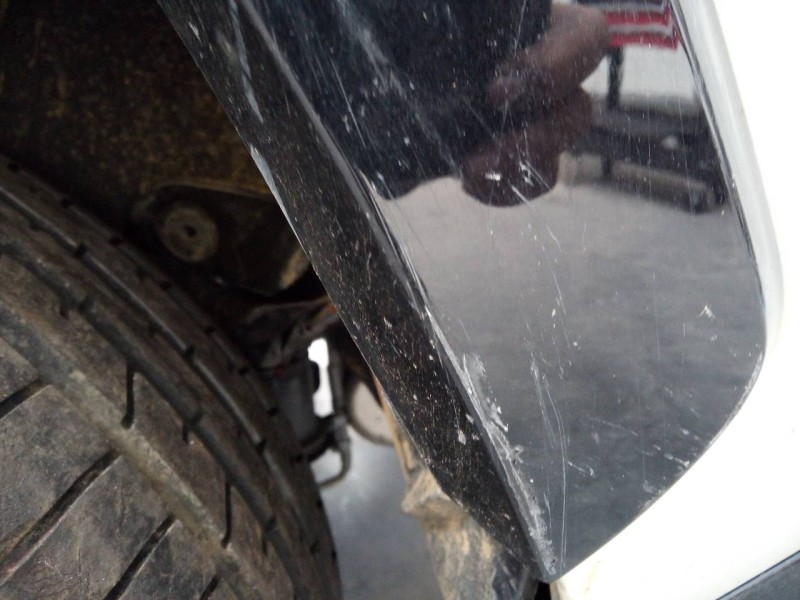 Recambio de aletin trasero izquierdo para toyota rav4 hybrid 4x2 luxury referencia OEM IAM   