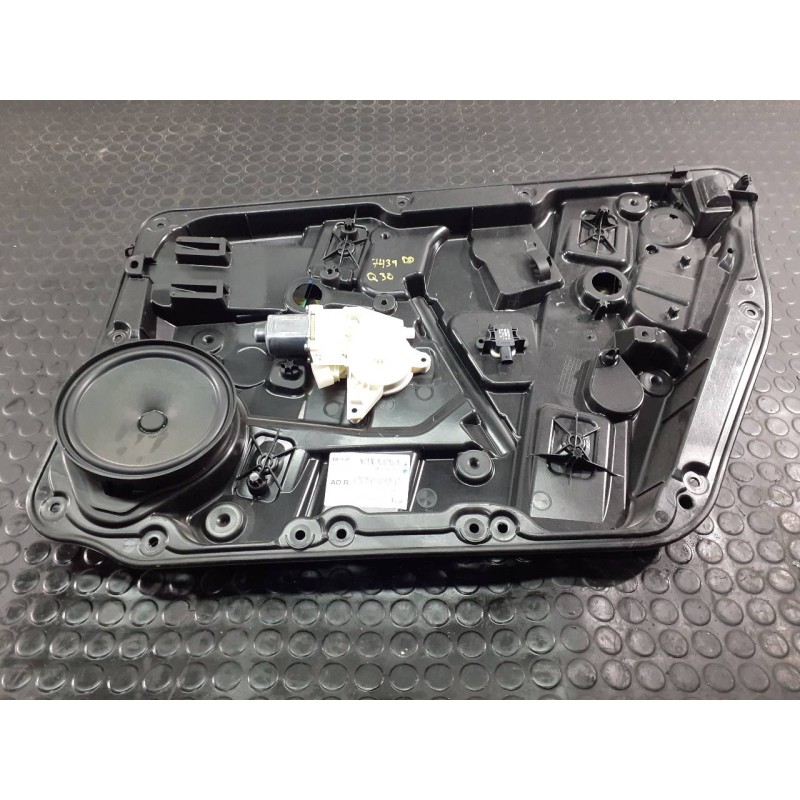 Recambio de elevalunas delantero derecho para infiniti q30 2.2d sport referencia OEM IAM A2469065200  P2-B3-27