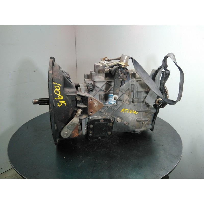 Recambio de caja cambios para nissan atlon referencia OEM IAM 2708950 130750106 M1-B4-117
