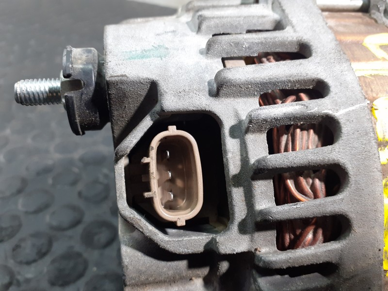 Recambio de alternador para nissan juke (f15) acenta referencia OEM IAM 231003VDIA A3TJ4081ZE P3-A5-8-1